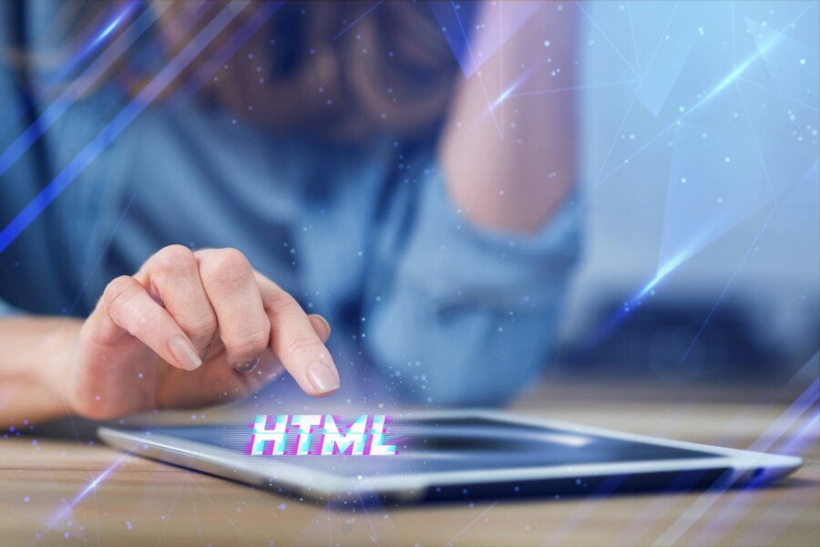 Jak pisać w HTML aby tworzyć czytelne strony internetowe?